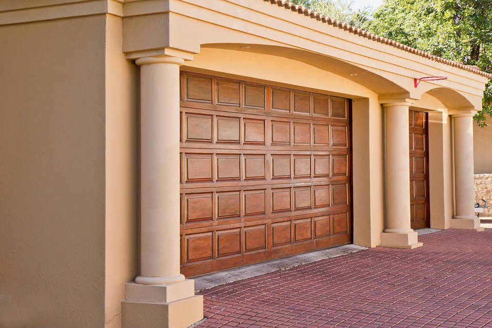 Repair Your Garage Door Via Getting Professional Assistance
